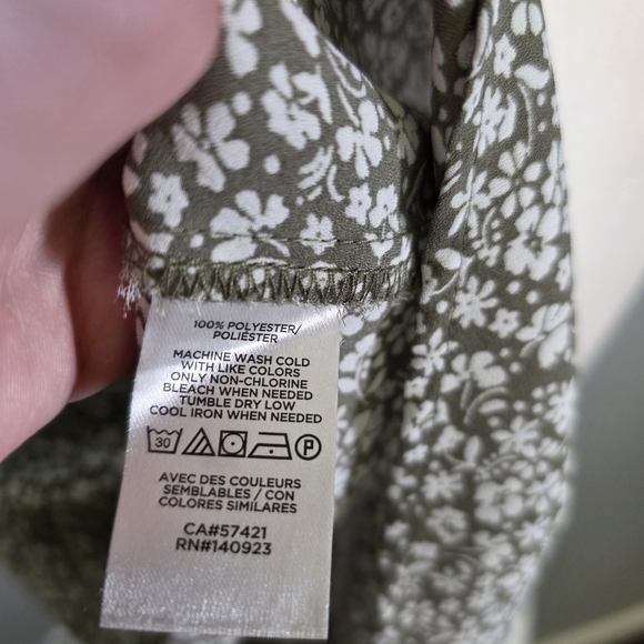 Loft Cami Olive Green & White Floral Tank Top Size L - Picture 11 of 11